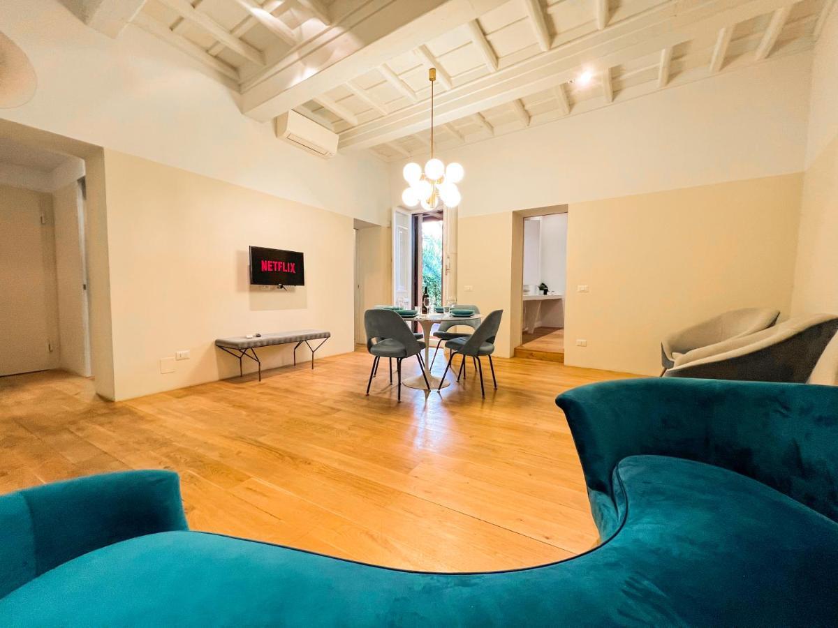 Luxury House & Secret Garden - Strategic Location, 100M To Metro B Apartment Рим Екстериор снимка