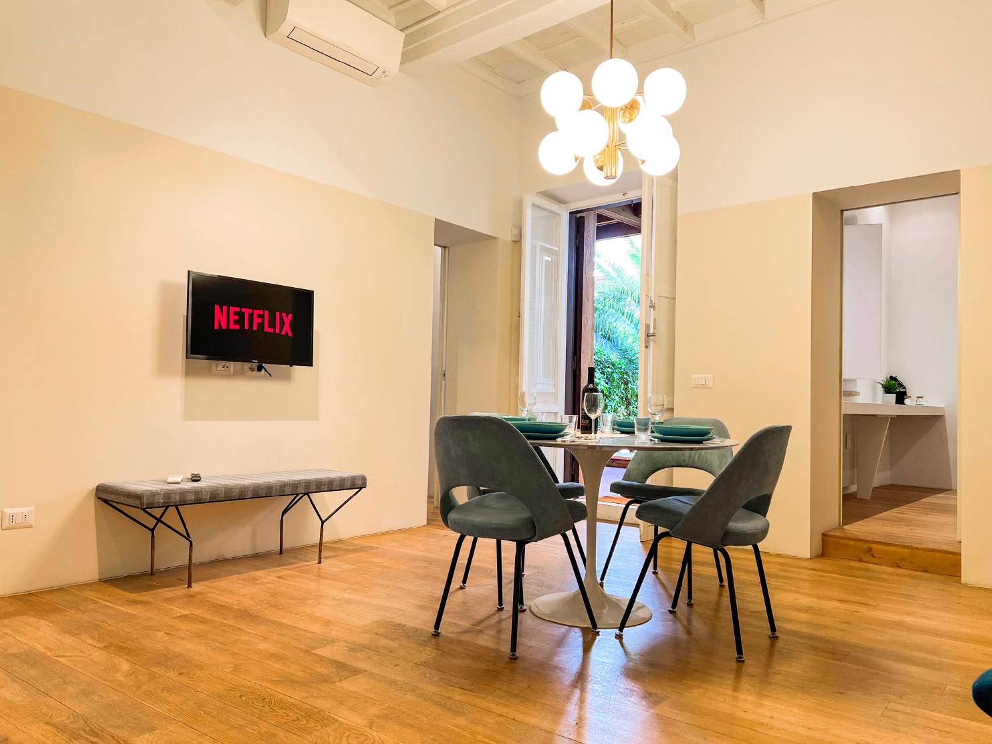Luxury House & Secret Garden - Strategic Location, 100M To Metro B Apartment Рим Екстериор снимка